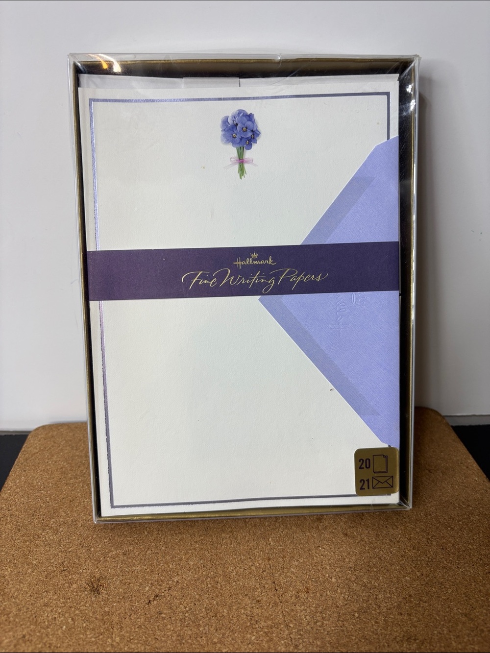 Hallmark White Purple Floral Fine Writing Papers Set Pansies 20 Sheets Envelopes